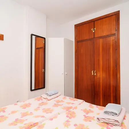 Carabeo 16 Casasol Apartman *